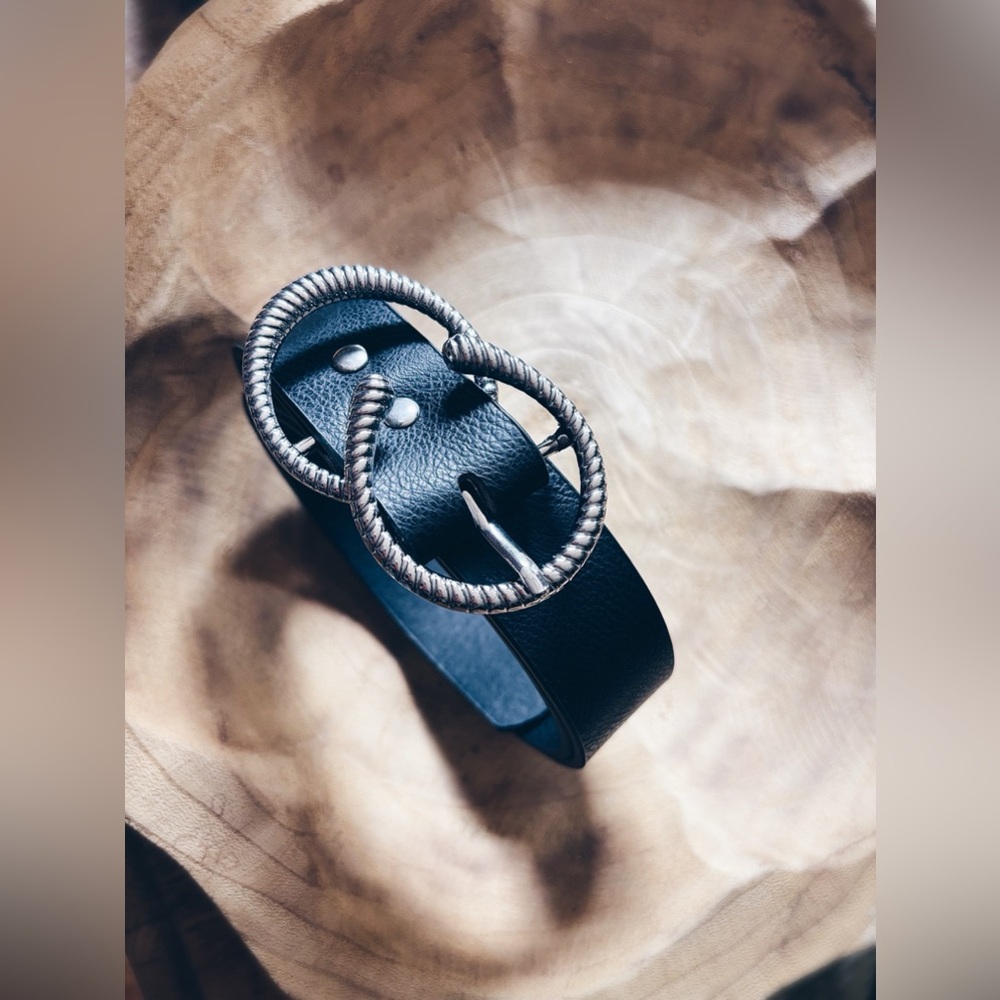 Belt Vegan Black and Silver Tone